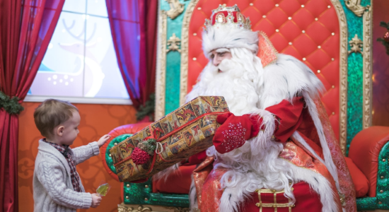 Дед Мороз ждет всех в ЦДМ на Лубянке