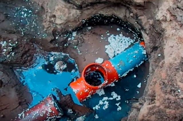 Как прочистить канализационные трубы в частном доме